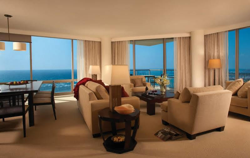 Jet Luxury At The Trump Waikiki Oahu Eksteriør bilde